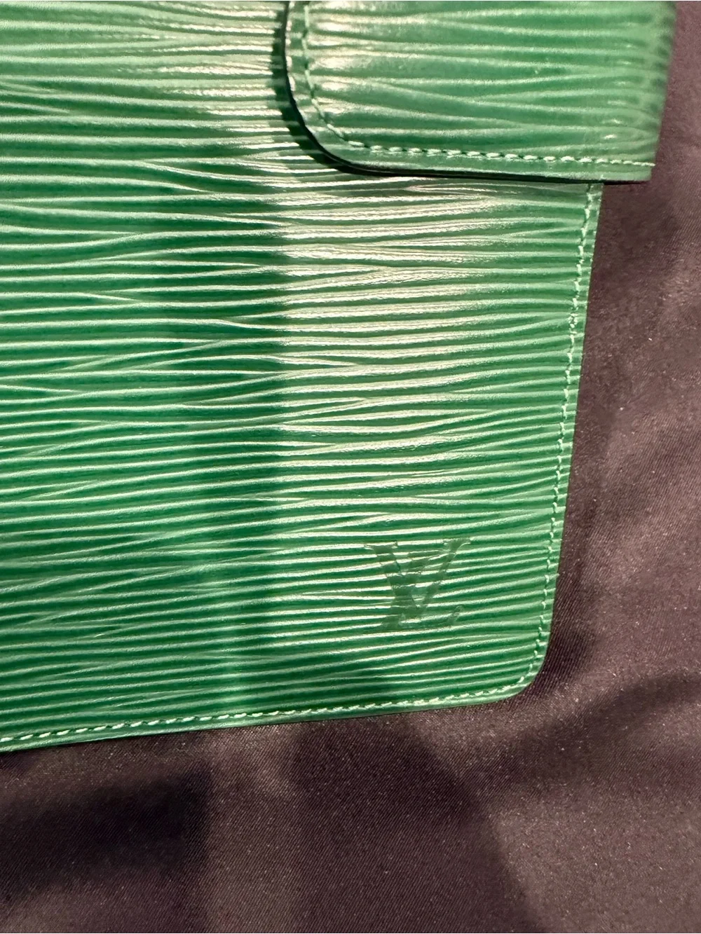 Louis Vuitton Green Epi Leather Agenda PM Planner Cover Vintage 2002-2003 COA